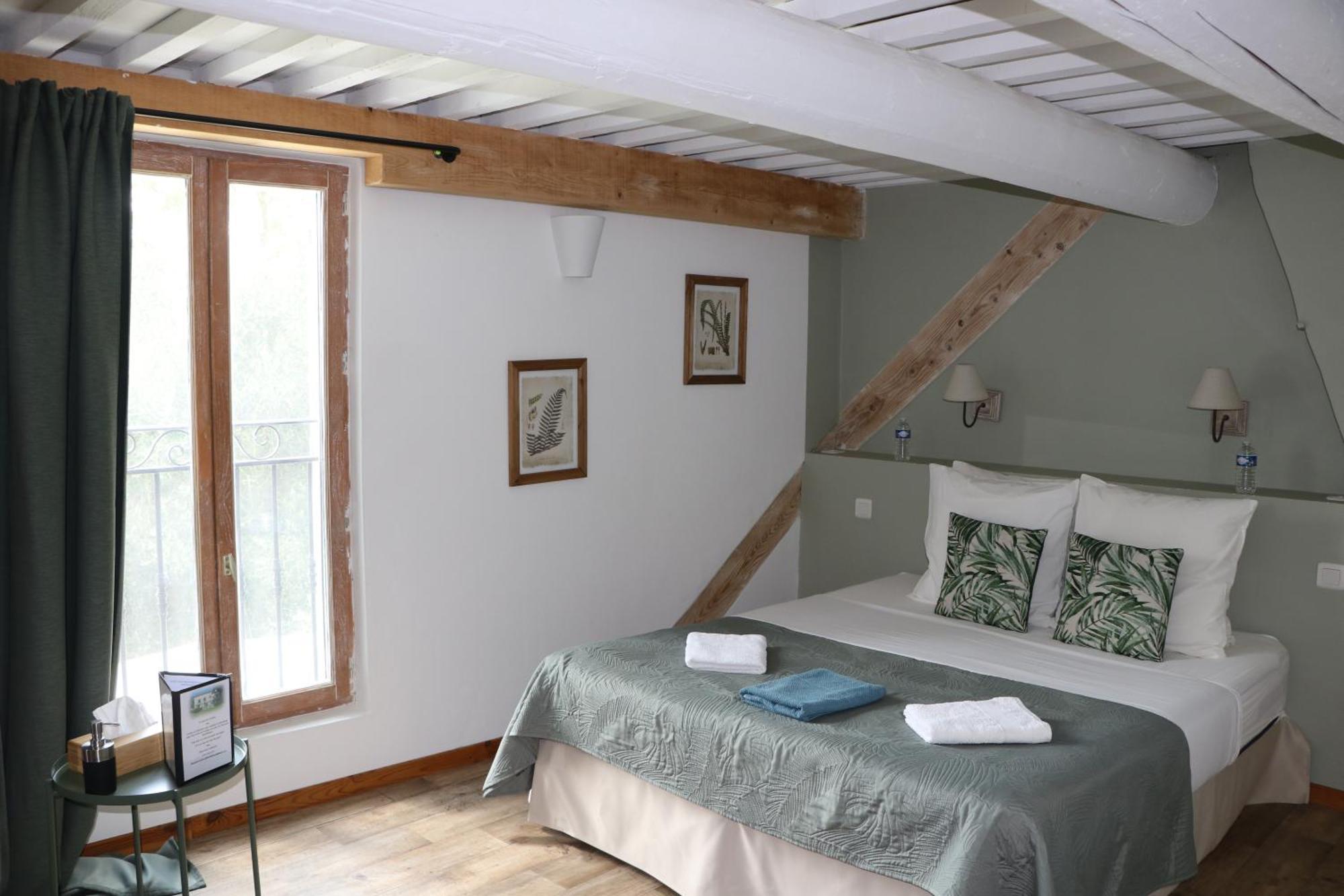 Bed and Breakfast Mas des Cerisiers Aviñón Exterior foto